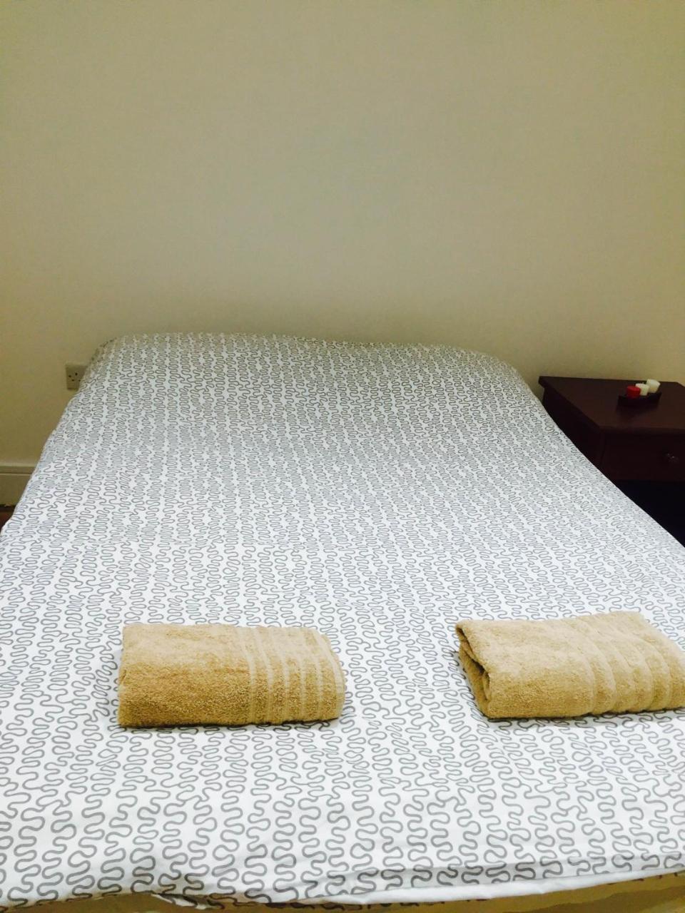 Whitechapel Guest House Лондон Экстерьер фото
